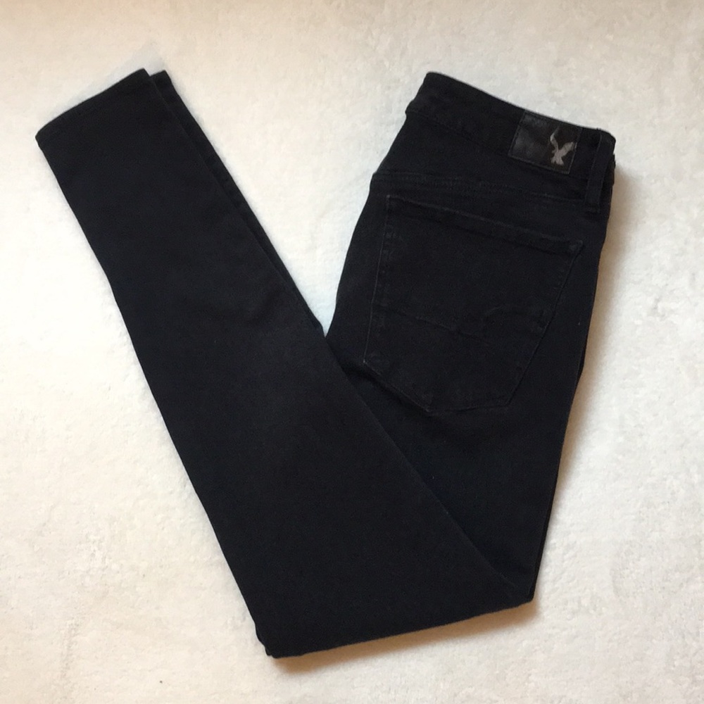 AEO hi-rise Black wash size 6R